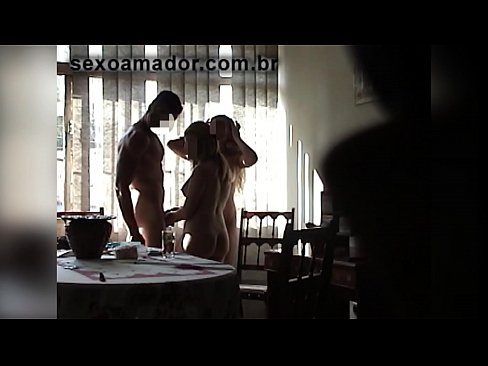 ❤️ Spolni prijatelji povabijo ogromnega moškega in trojček z njim ❤️ Sex video na porno sl.exomassage-surgut.ru